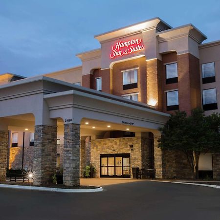 Hampton Inn & Suites Chicago Deer Park מראה חיצוני תמונה